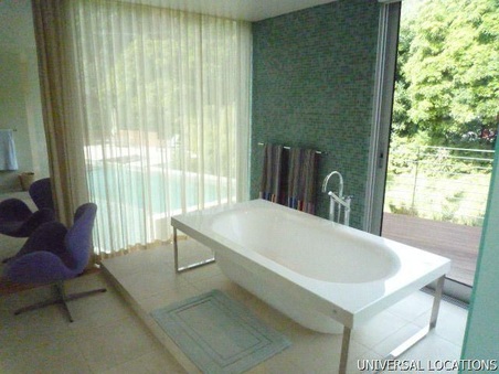Enlarge photo 92