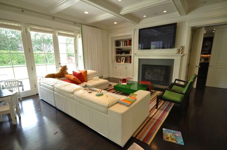 Enlarge photo 32