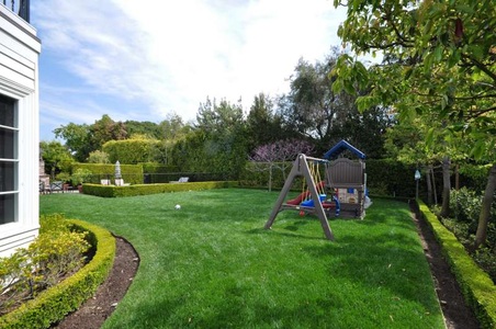 Enlarge photo 76