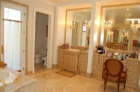Enlarge photo 110