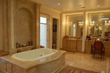 Enlarge photo 115