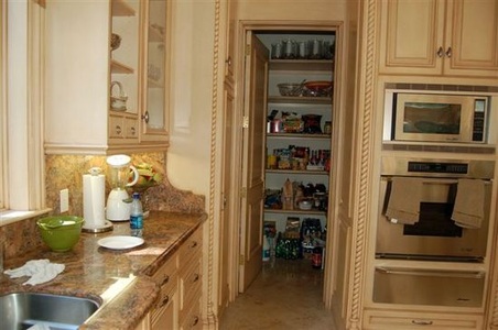 Enlarge photo 125