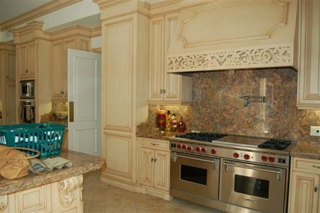 Enlarge photo 129