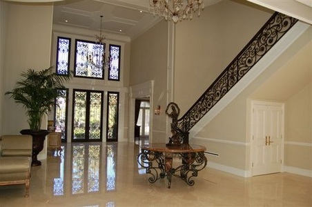 Enlarge photo 2