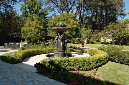 Enlarge photo 34