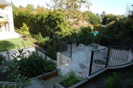 Enlarge photo 64