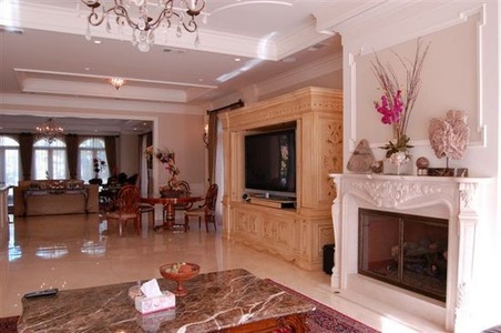 Enlarge photo 69
