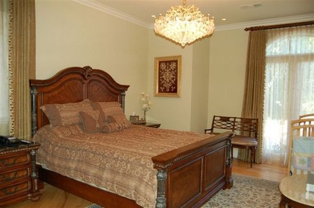 Enlarge photo 74
