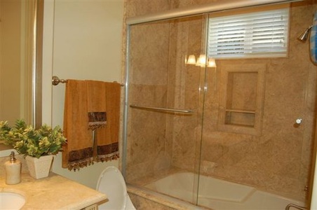 Enlarge photo 75
