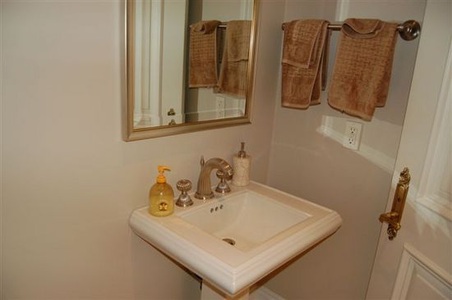 Enlarge photo 79