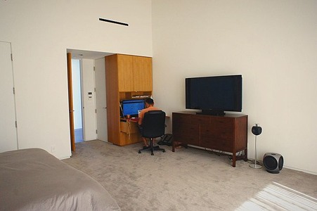 Enlarge photo 49