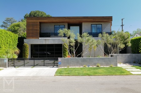 Enlarge photo 2