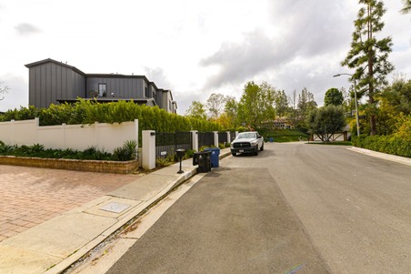 Enlarge photo 36