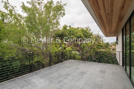Enlarge photo 46