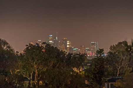 Enlarge photo 33