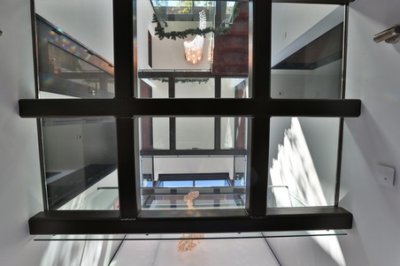 Enlarge photo 55