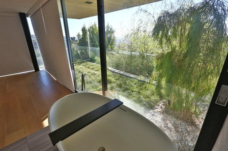 Enlarge photo 32