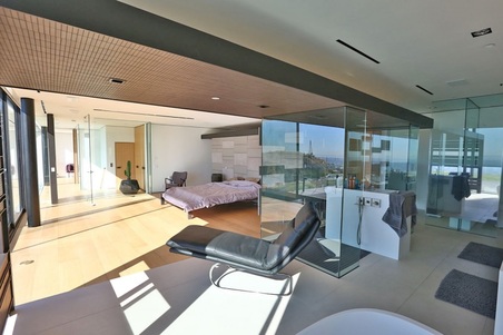 Enlarge photo 49