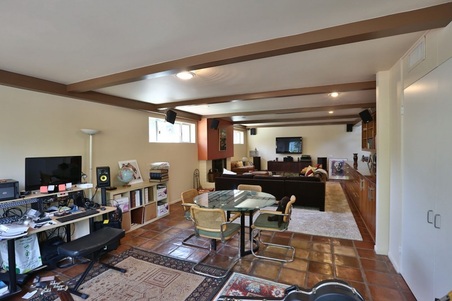 Enlarge photo 15