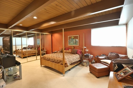 Enlarge photo 49