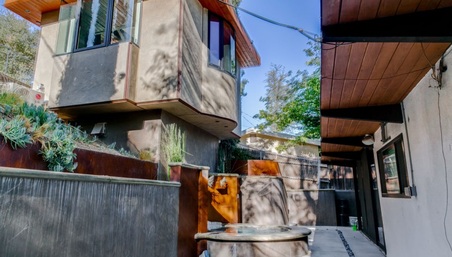 Enlarge photo 31