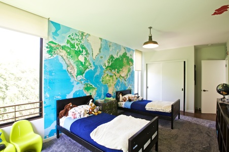 Enlarge photo 51