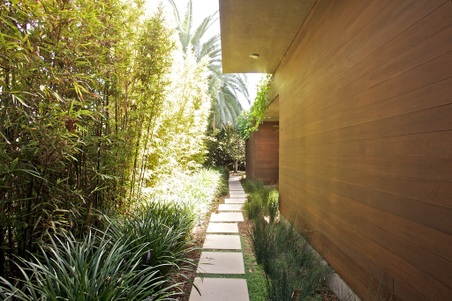 Enlarge photo 108