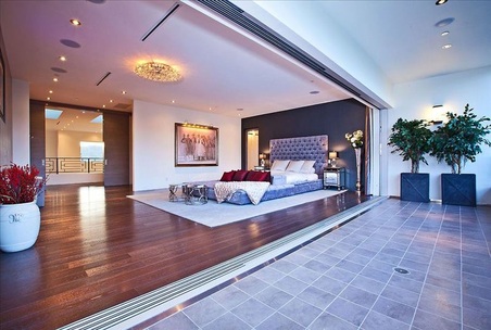 Enlarge photo 15