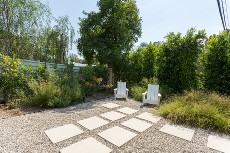 Enlarge photo 79