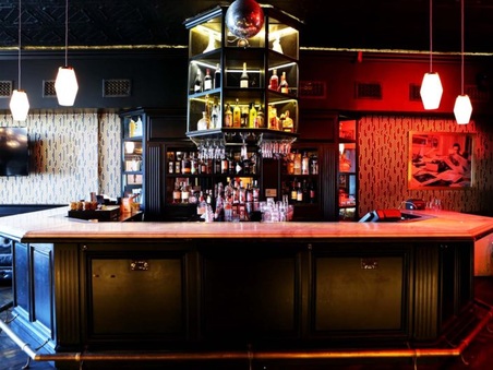 Bar 53