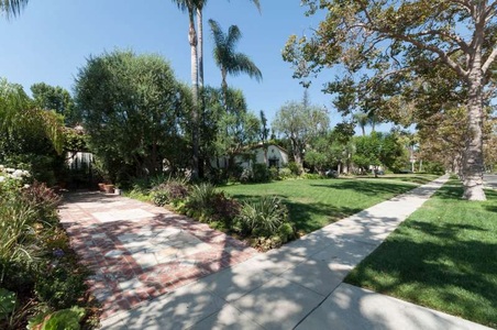 Enlarge photo 9