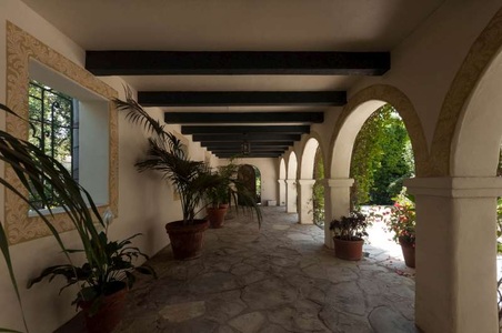 Enlarge photo 11