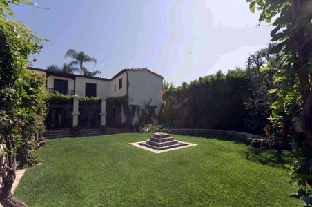 Enlarge photo 70