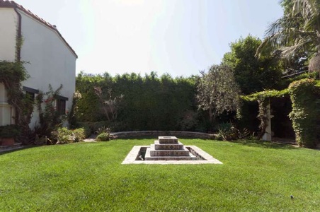 Enlarge photo 74
