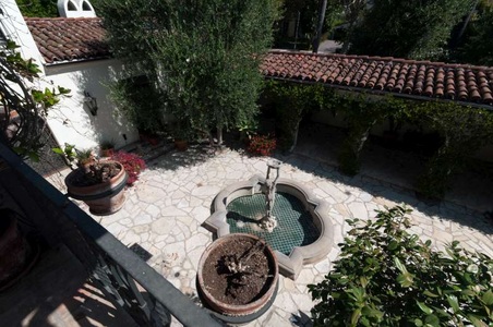 Enlarge photo 88