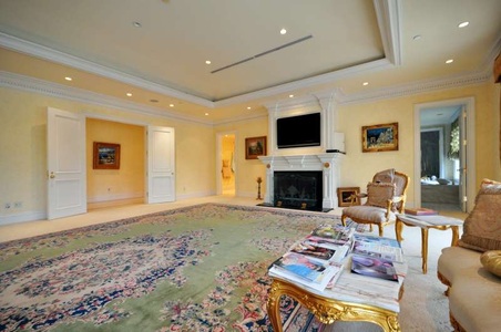 Enlarge photo 51