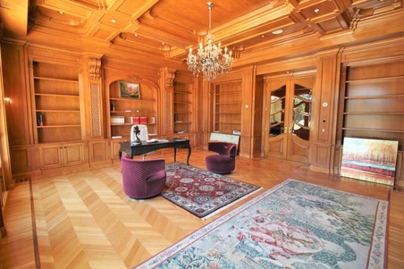 Enlarge photo 51