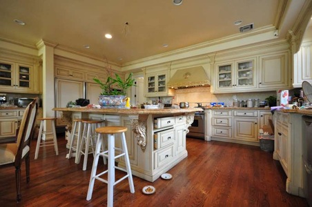 Enlarge photo 24