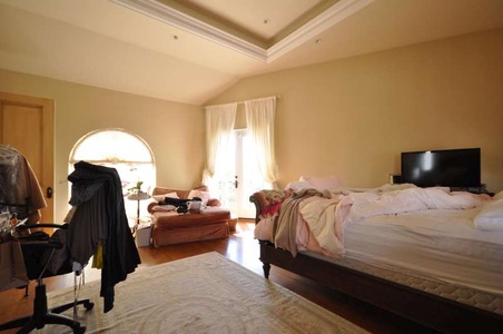 Enlarge photo 50