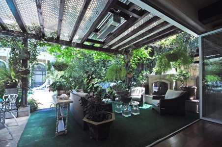 Enlarge photo 65