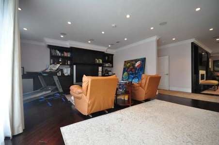 Enlarge photo 40