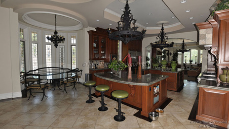 Enlarge photo 38