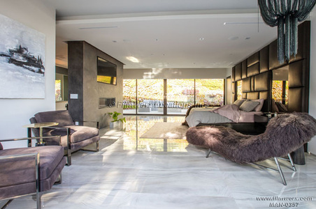 Enlarge photo 29