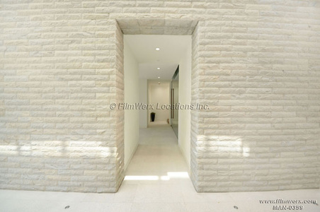 Enlarge photo 8