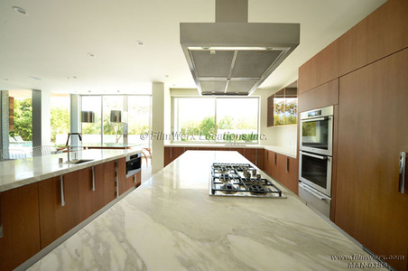 Enlarge photo 25