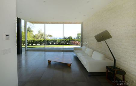 Enlarge photo 92