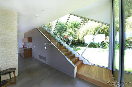 Enlarge photo 96