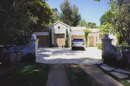 Enlarge photo 8