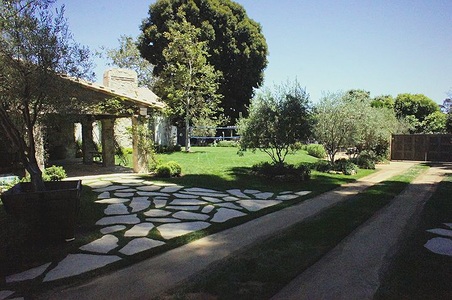 Enlarge photo 18