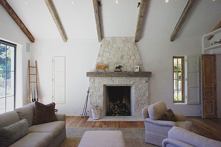 Enlarge photo 35